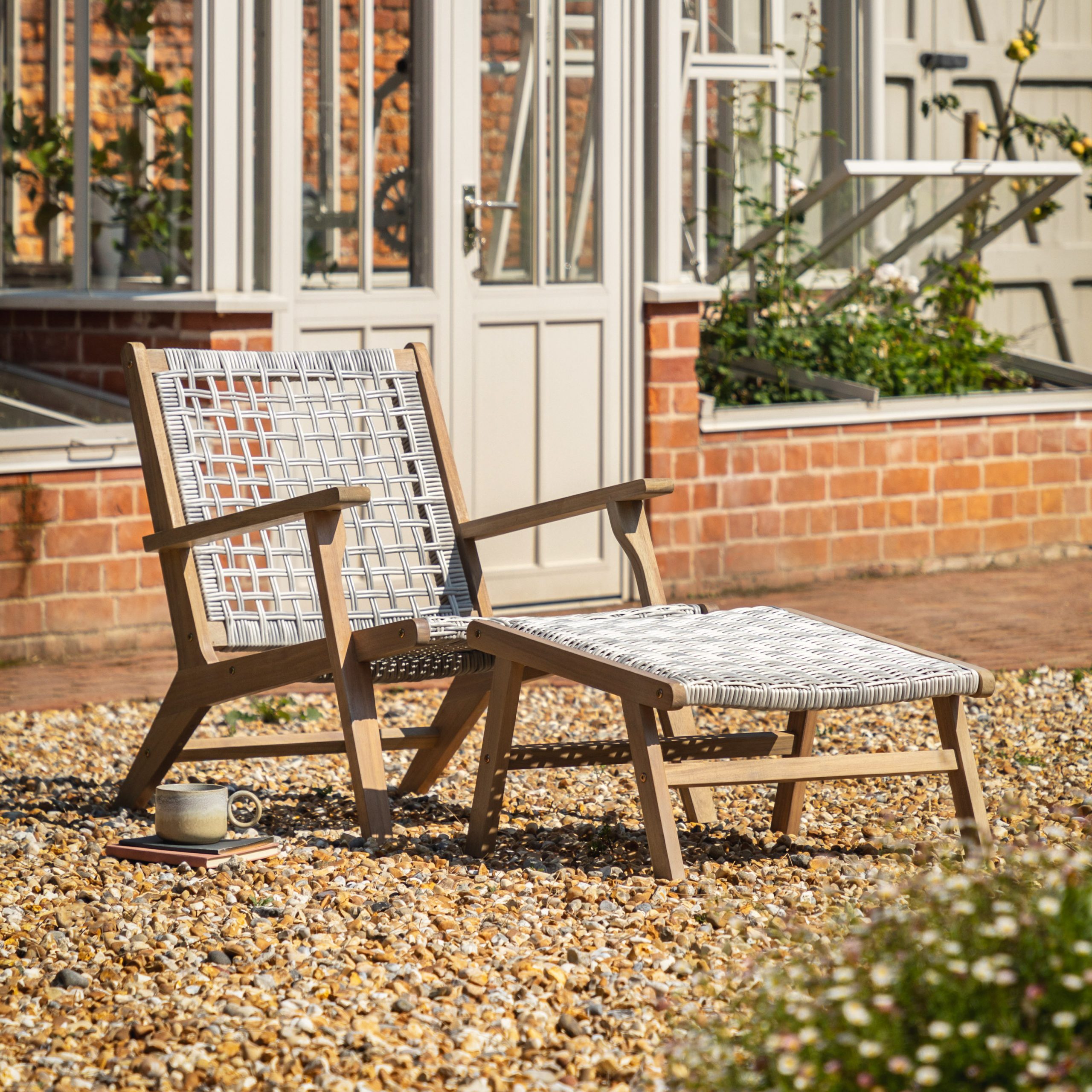 Gallery Outdoor Vatalos Lounge Chair with Footstool