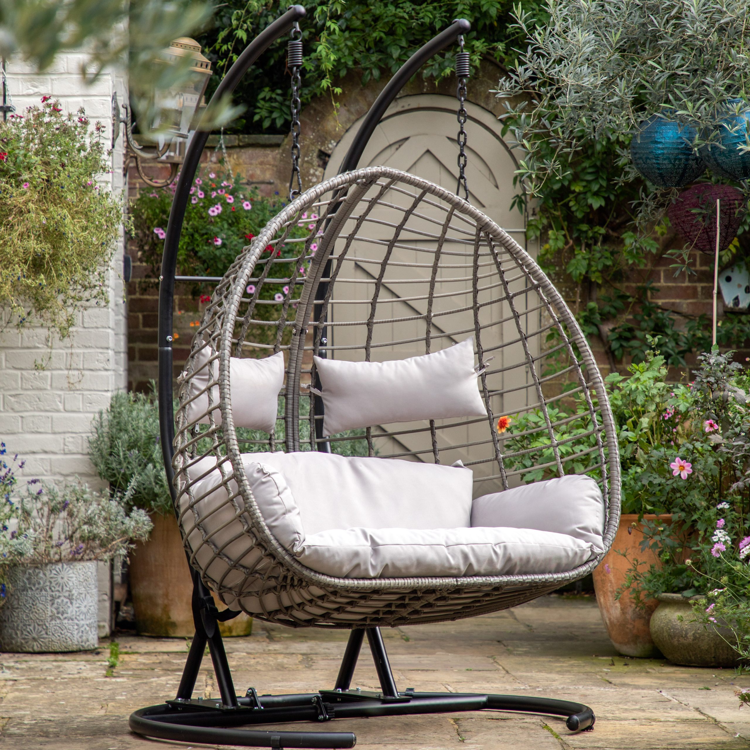 Gallery Outdoor Adanero Hanging 2 Seater Chair